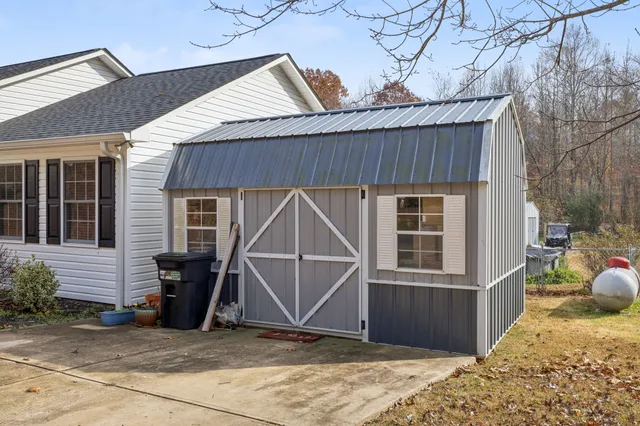 $350,000 | 183 Lockwood Hollow Road, Dover, TN 37058