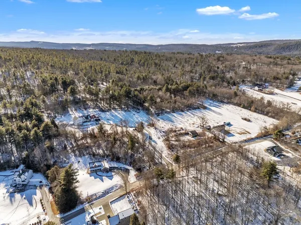 $189,900 | 113 Fenton Road, Monson, MA 01057