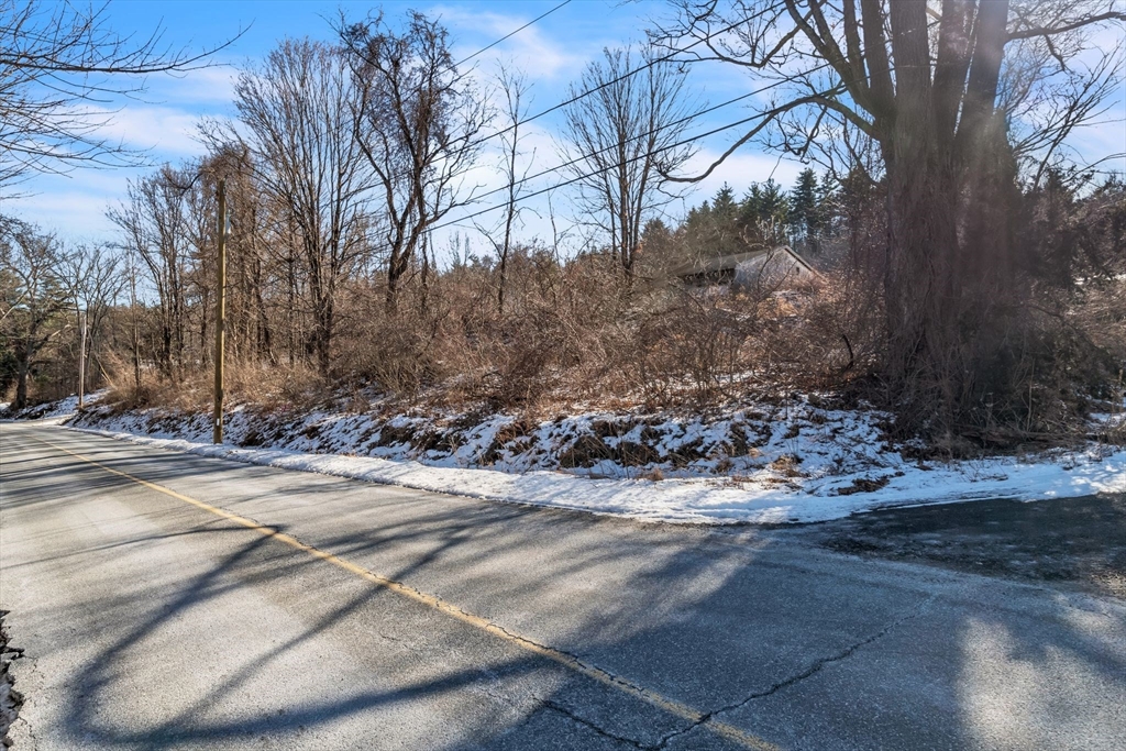 113 Fenton Road Monson, MA 01057 - Photo 8 of 25