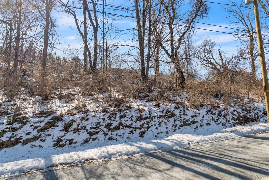 113 Fenton Road Monson, MA 01057 - Photo 9 of 25