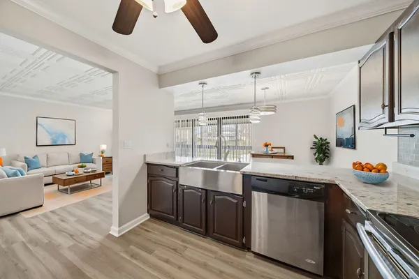 $2,400 | 15700 86th Avenue, Unit 104, Orland Park, IL 60462