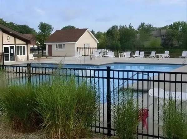 $2,400 | 15700 86th Avenue, Unit 104, Orland Park, IL 60462