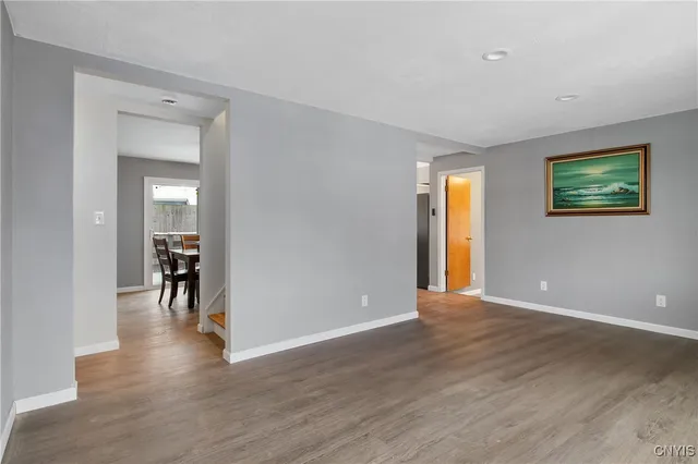 $249,900 | 201 Orchard Drive West, Salina, NY 13212