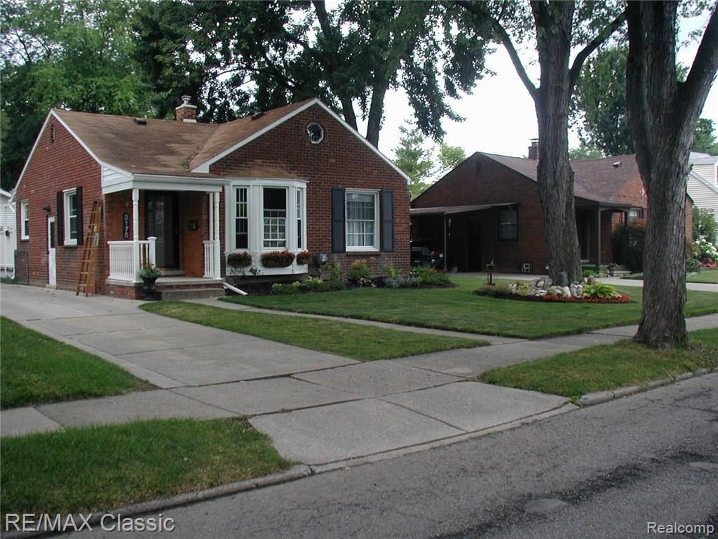 2175 Harvard Road Berkley, MI 48072 - Photo 5 of 51