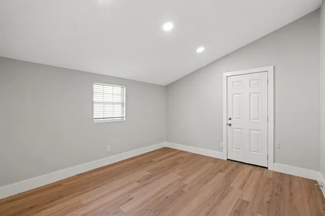 $1,765 | 915 Avenue East, Rosenberg, TX 77471