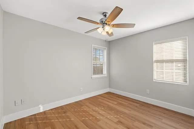 $1,765 | 915 Avenue East, Rosenberg, TX 77471