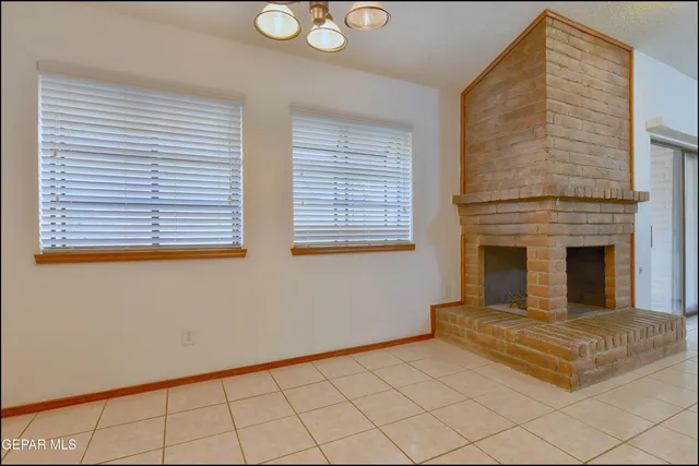 a bathroom with a bathtub and toilet
