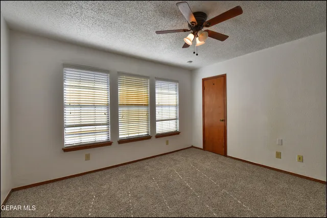 a view of an outdoor space and a yard