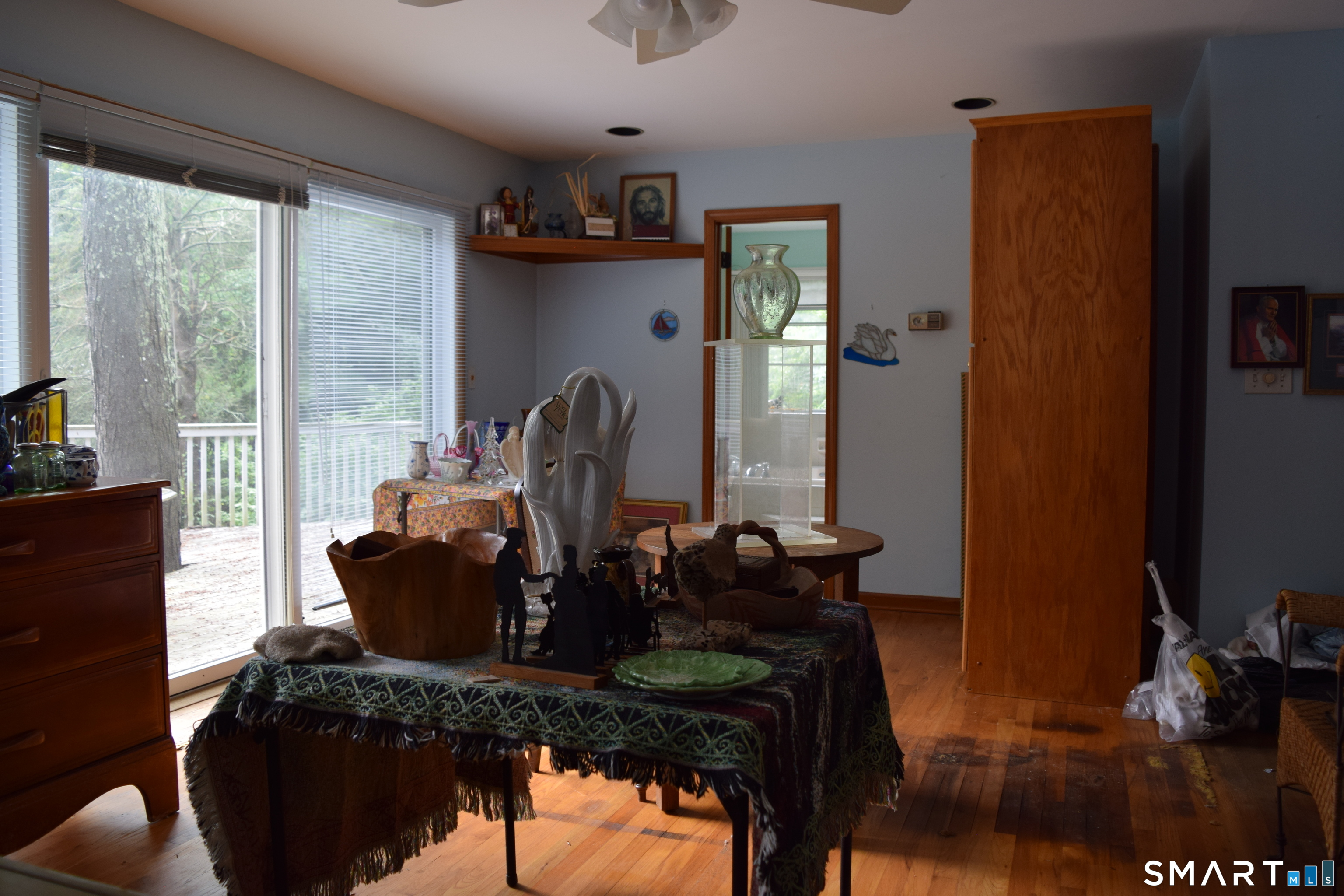 65 Interlaken Road Stamford, CT 06903 - Photo 11 of 16 Gallery Image 11