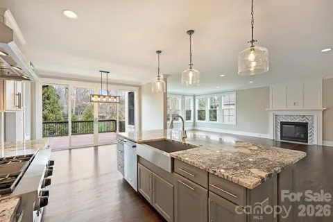 $2,000,000 | 2244 Rock Creek Drive, Charlotte, NC 28226