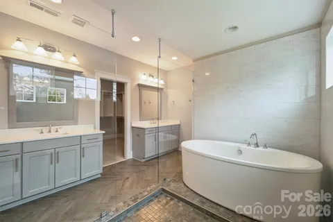 $2,000,000 | 2244 Rock Creek Drive, Charlotte, NC 28226