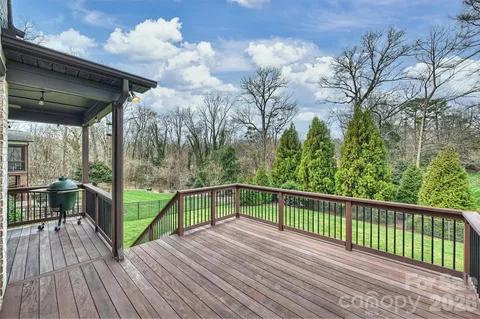 $2,000,000 | 2244 Rock Creek Drive, Charlotte, NC 28226