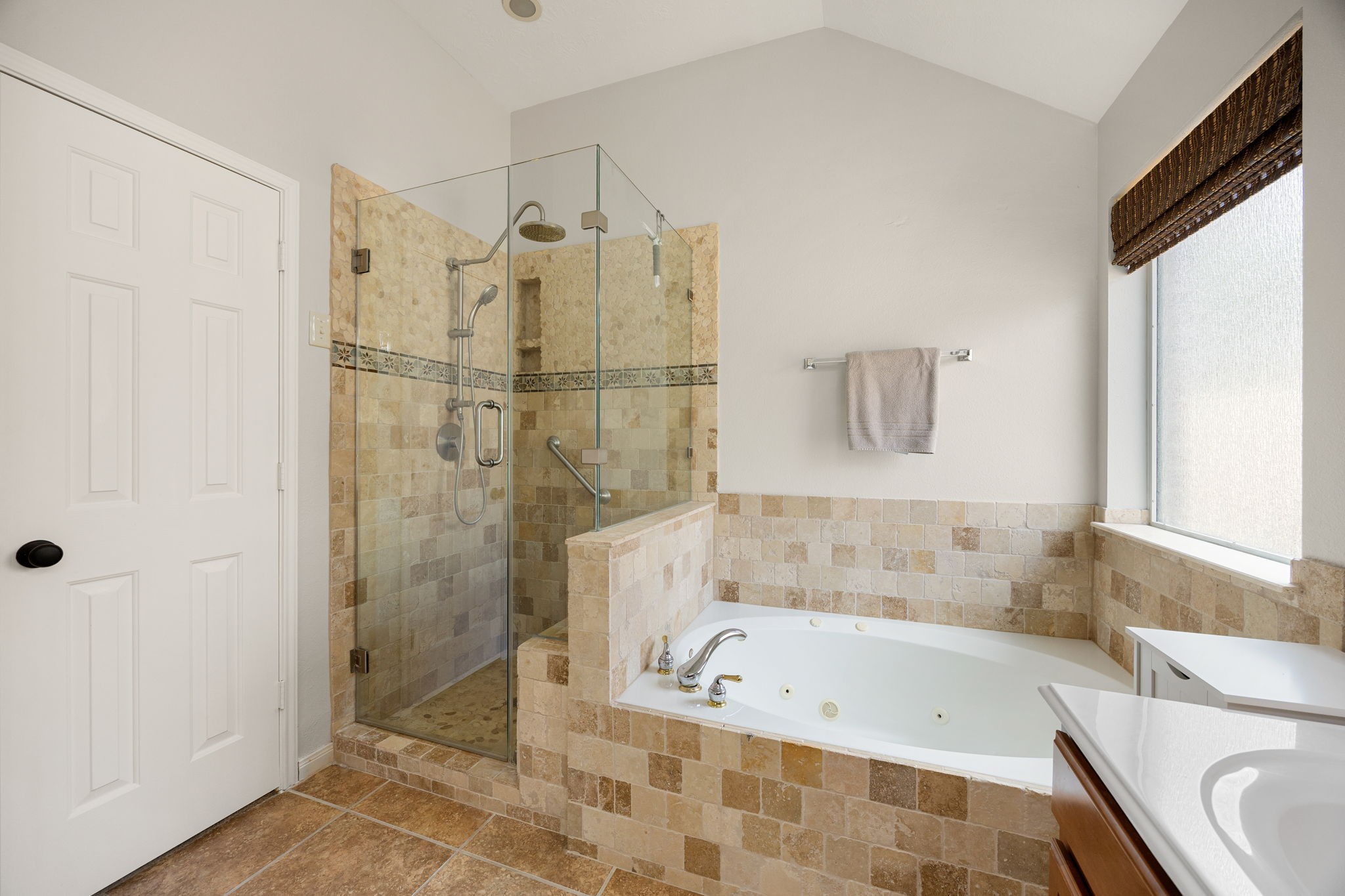 6515 Rustling Timbers Lane Spring, TX 77379 - Photo 19 of 33