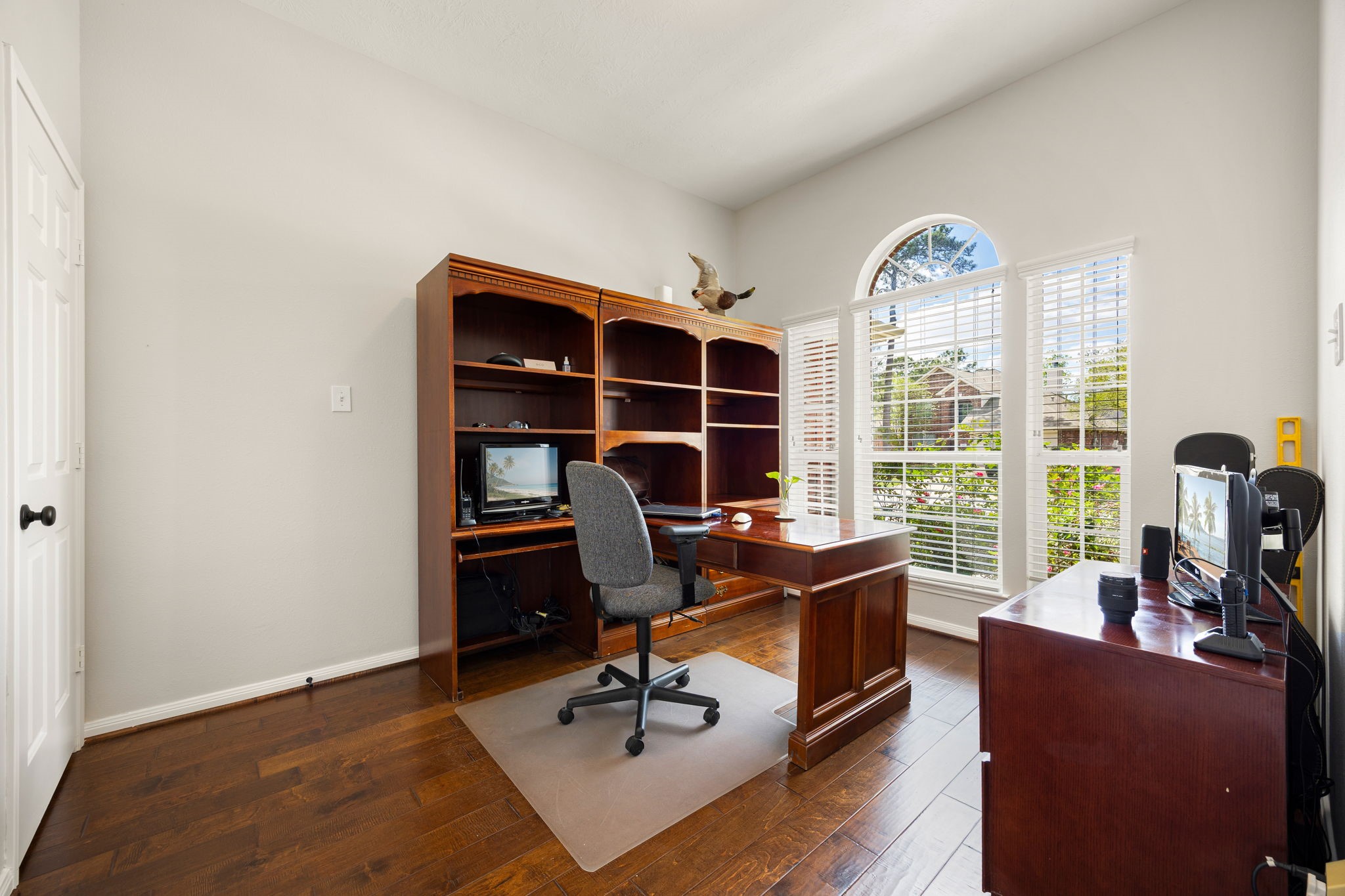 6515 Rustling Timbers Lane Spring, TX 77379 - Photo 6 of 33