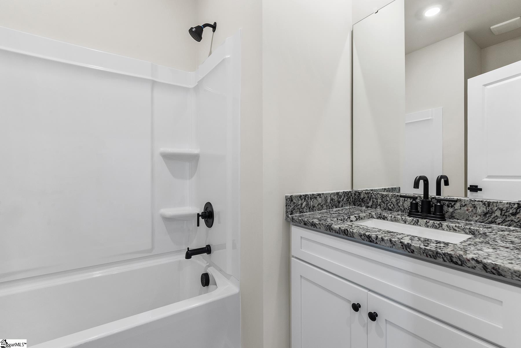 1208 Crested Iris Street Moore, SC 29369 - Photo 18 of 19