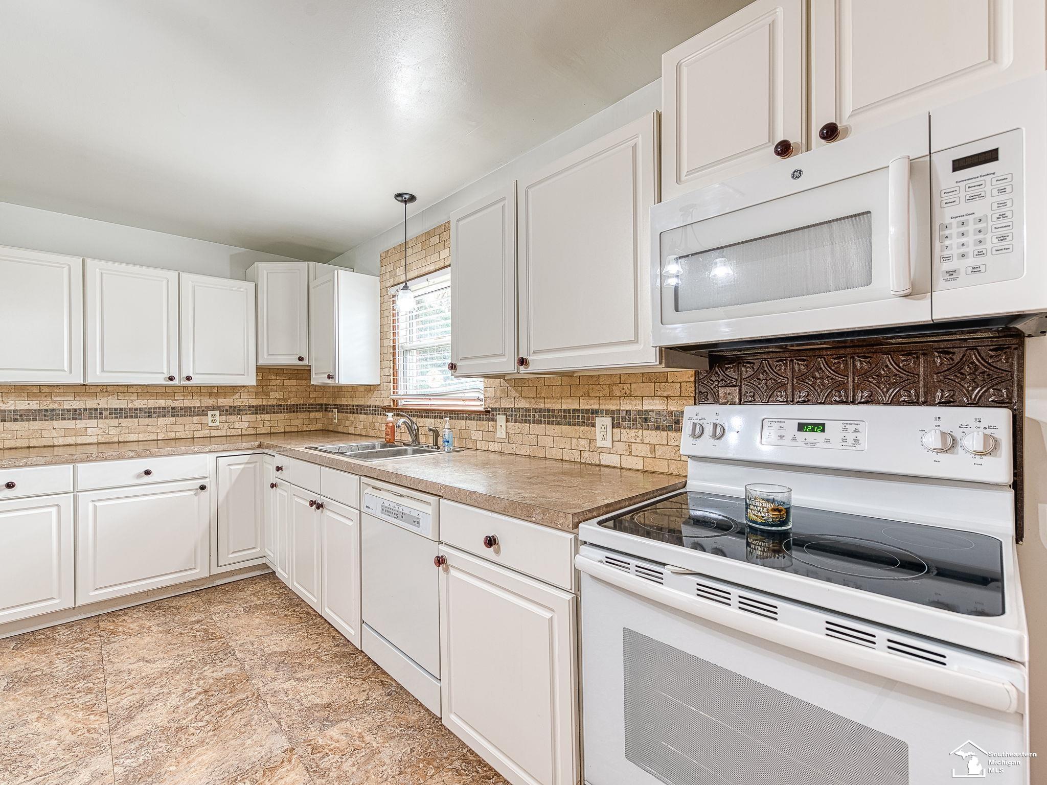114 Cole Road Monroe, MI 48162 - Photo 7 of 35