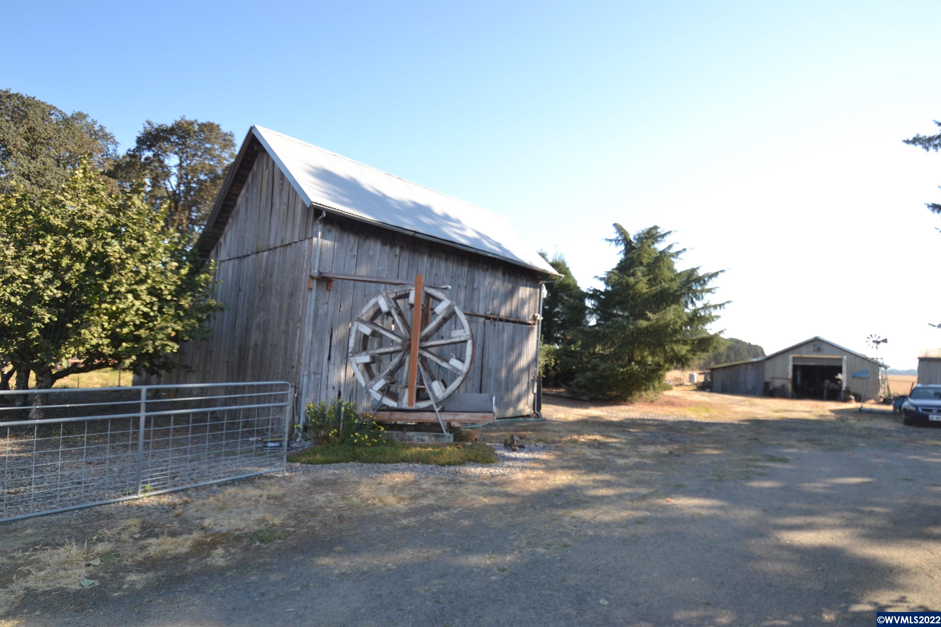 31685 Country Road Tangent, OR 97389 - Photo 26 of 29
