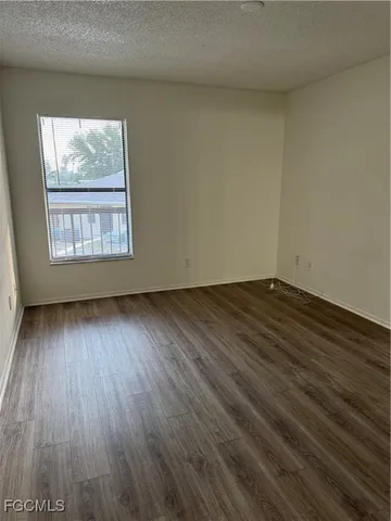 $1,200 | 5321 Summerlin Road, Unit 2111, Fort Myers, FL 33919