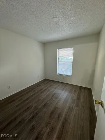 $1,200 | 5321 Summerlin Road, Unit 2111, Fort Myers, FL 33919