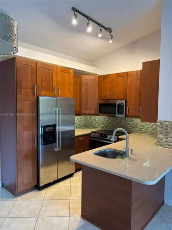 $1,750 | 901 Lyons Road, Unit 1208, Coconut Creek, FL 33063