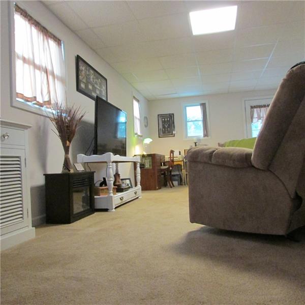 940 5 Pines Road North Huntingdon, PA 15642 - Photo 13 of 23 Gallery Image 13