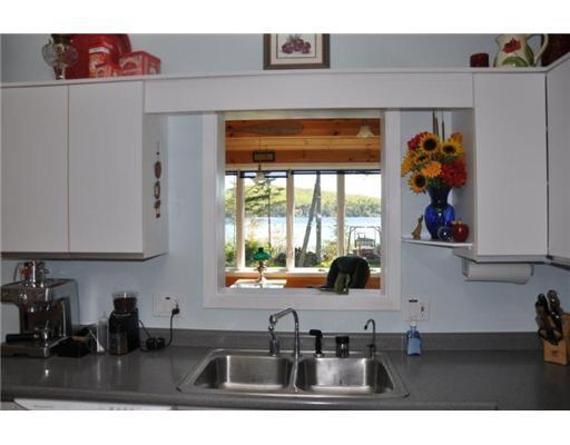 515 Point Road Ellsworth, ME 04605 - Photo 10 of 25 Kitchen.