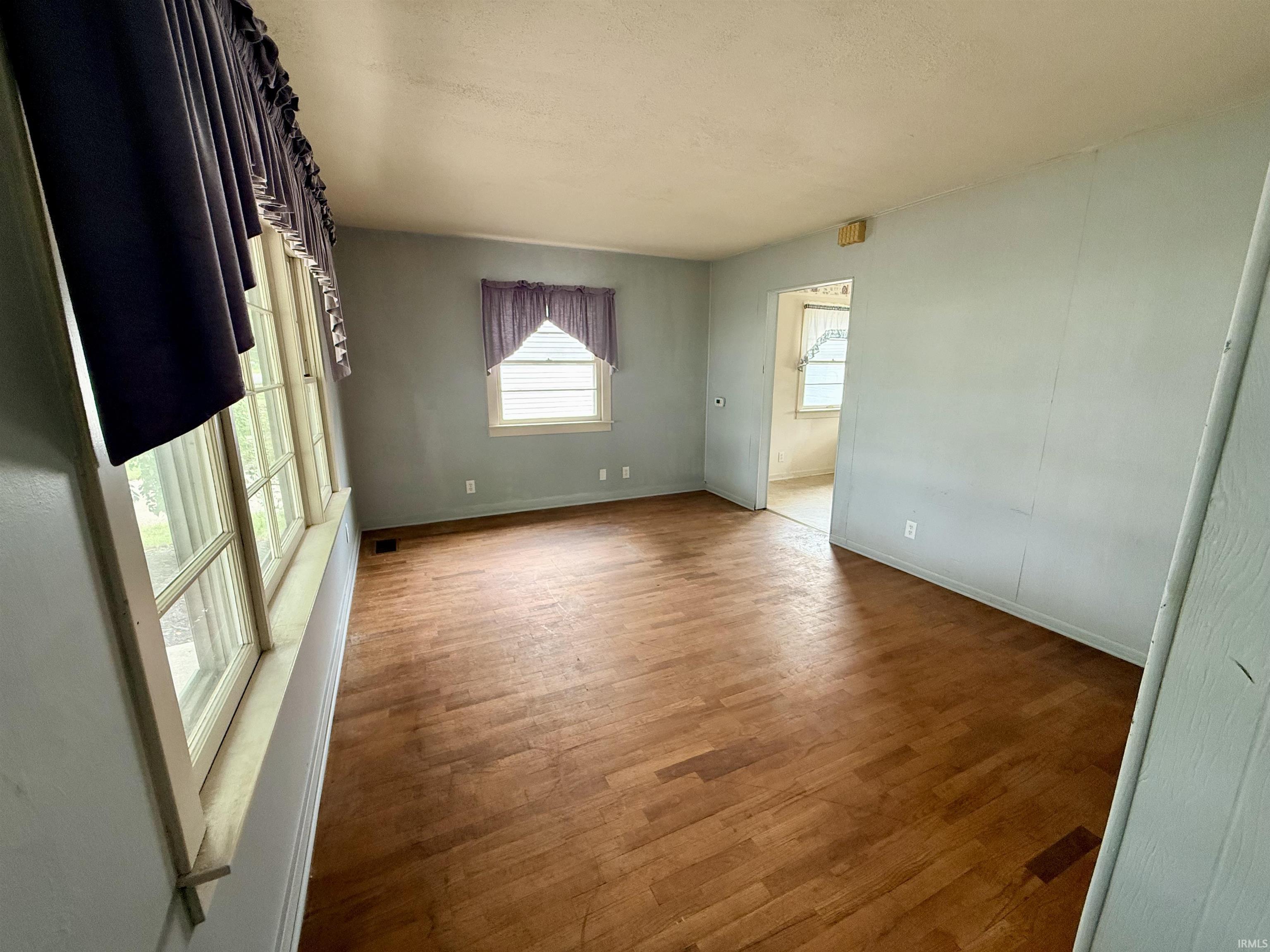 1063 Russell Street Decatur, IN 46733 - Photo 2 of 10