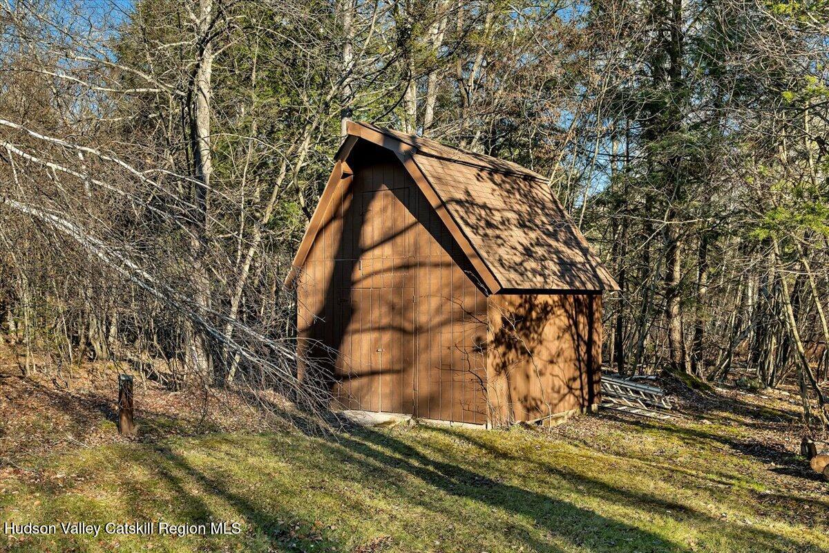 114 Ford Hill Road Hunter, NY 12442 - Photo 37 of 40 a backyard of a house