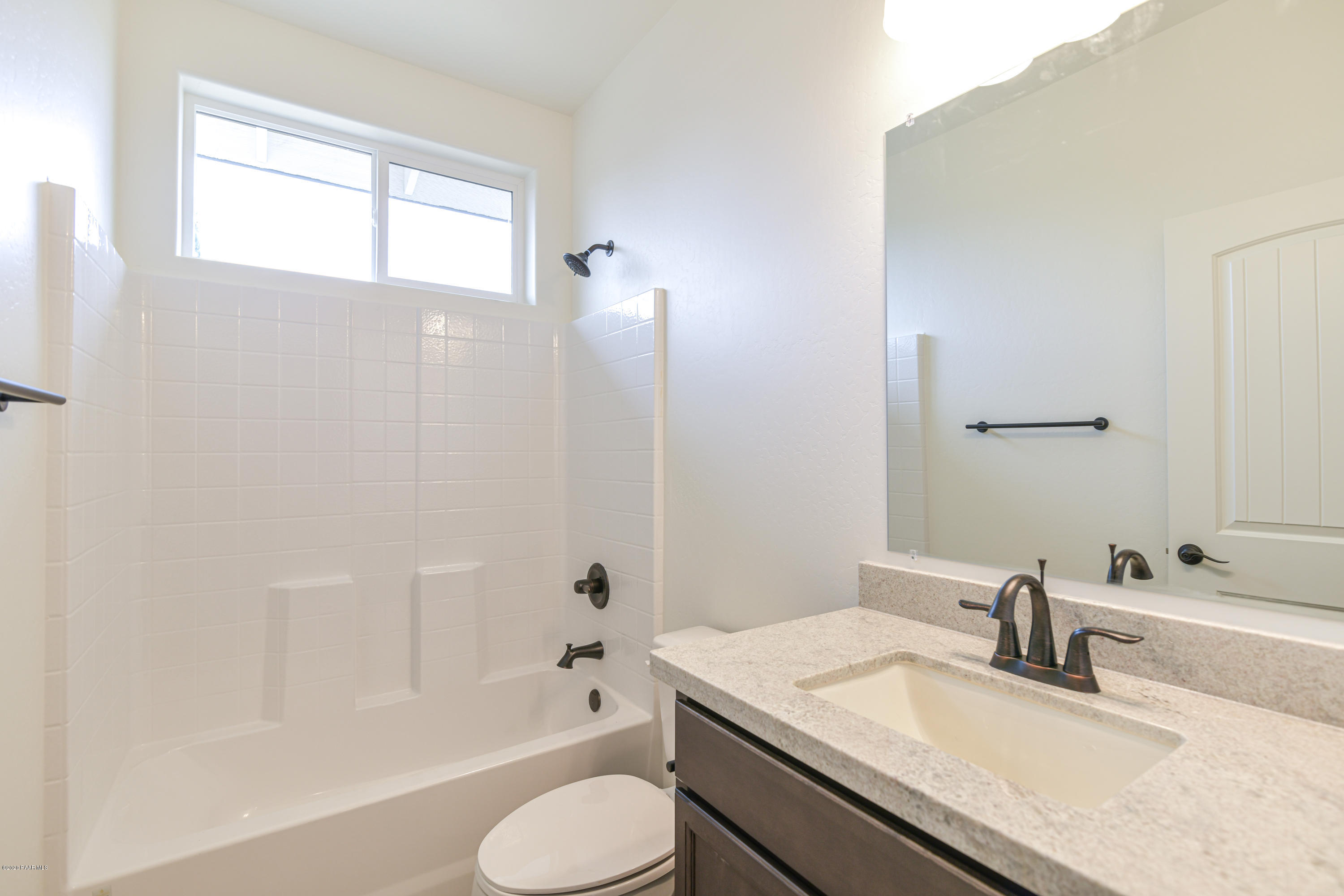 8362 Florentine Road Prescott Valley, AZ 86314 - Photo 29 of 39 Unit B Guest Bathroom