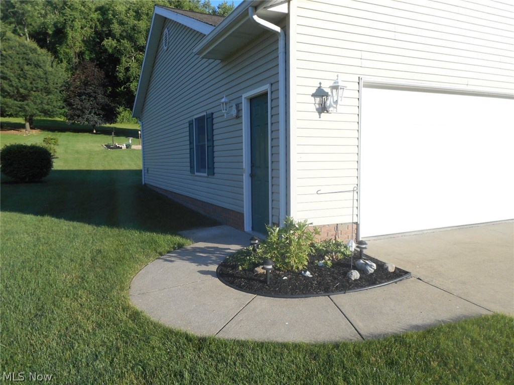 3337 Simpson Road Southeast Dennison, OH 44621 - Photo 30 of 35