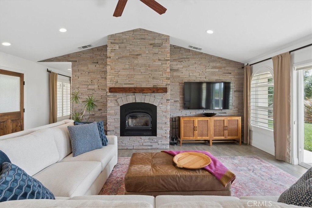 5565 High Ridge Road Paso Robles, CA 93446 - Photo 8 of 73 Gallery Image 8