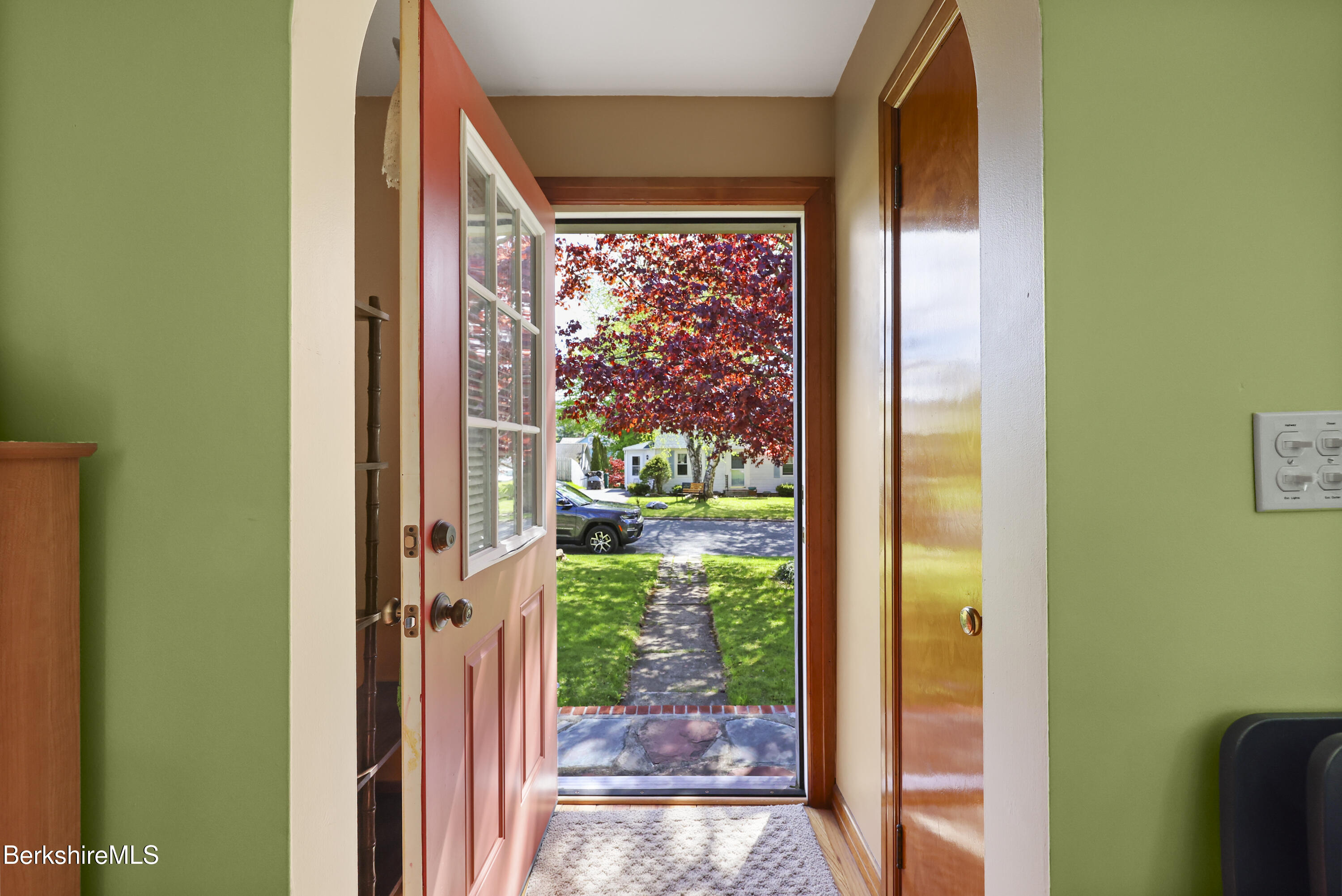 13 Simon Avenue Adams, MA 01220 - Photo 5 of 30 25 Front Entry