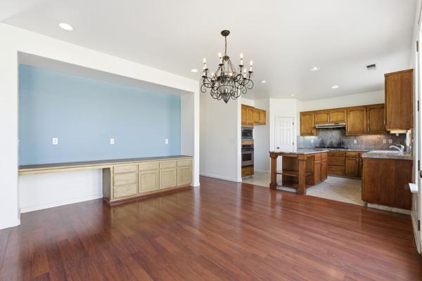 384 Millbrook Street Hanford, CA 93230 - Photo 20 of 59