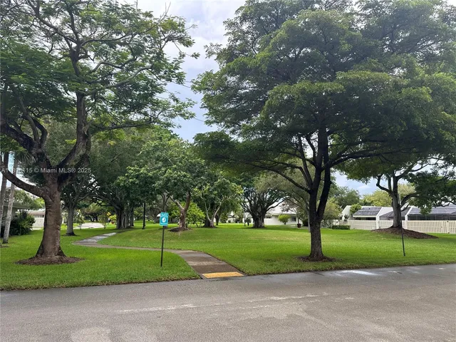 $254,000 | Glenvar Heights, Miami, FL 33143