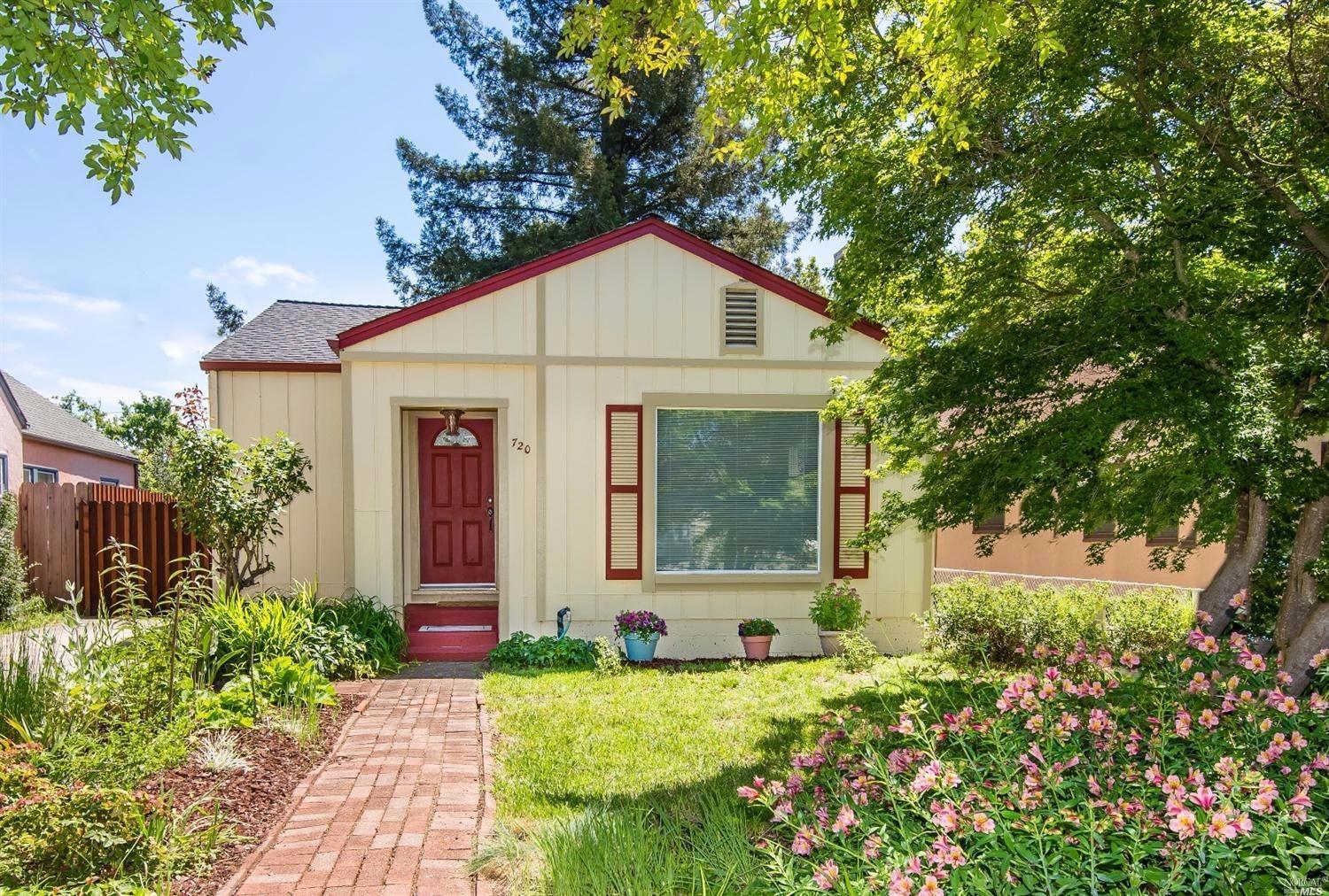 720 Oak Street Santa Rosa, CA 95404 - Photo 1 of 1 Lovingly maintained home