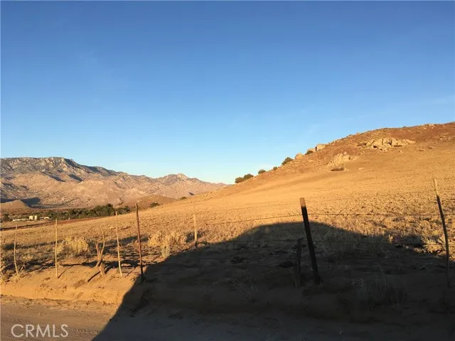 0 Buck Road Weldon, CA 93283 - Photo 3 of 23 a view of mountain view and mountain