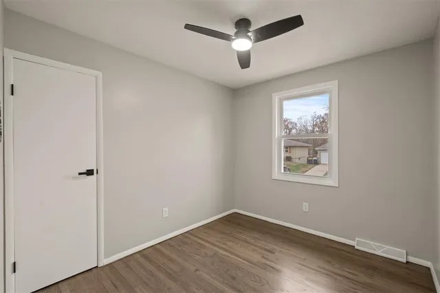 $259,900 | 5412 Northeast 56th Place, Kansas City, MO 64119