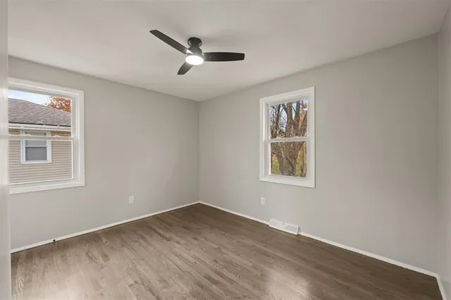 $259,900 | 5412 Northeast 56th Place, Kansas City, MO 64119