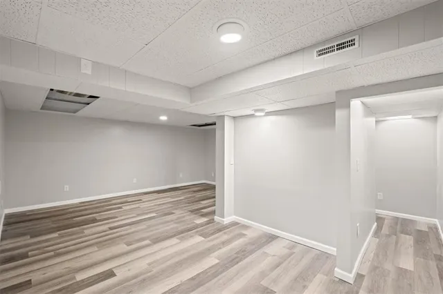 $259,900 | 5412 Northeast 56th Place, Kansas City, MO 64119