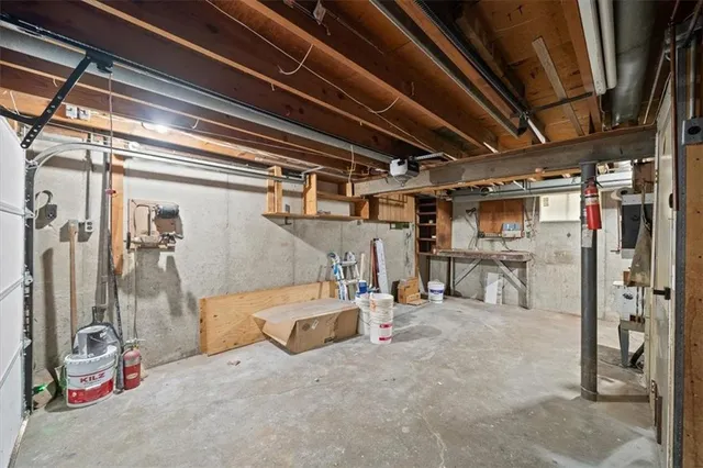 $259,900 | 5412 Northeast 56th Place, Kansas City, MO 64119