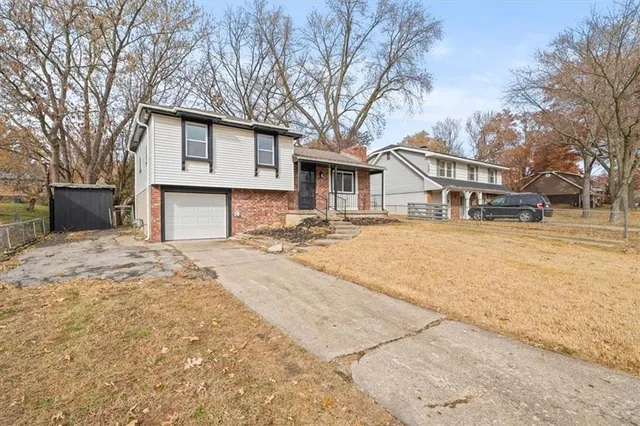 $259,900 | 5412 Northeast 56th Place, Kansas City, MO 64119
