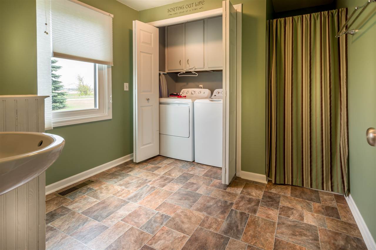 4126 Morgan Road Monroeville, IN 46773 - Photo 5 of 36