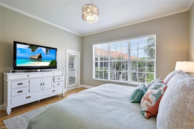 $798,000 | 898 Egrets Run, Unit 201, Naples, FL 34108