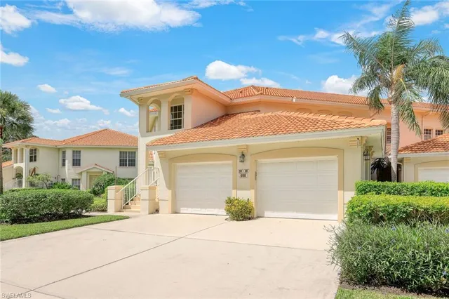 $798,000 | 898 Egrets Run, Unit 201, Naples, FL 34108