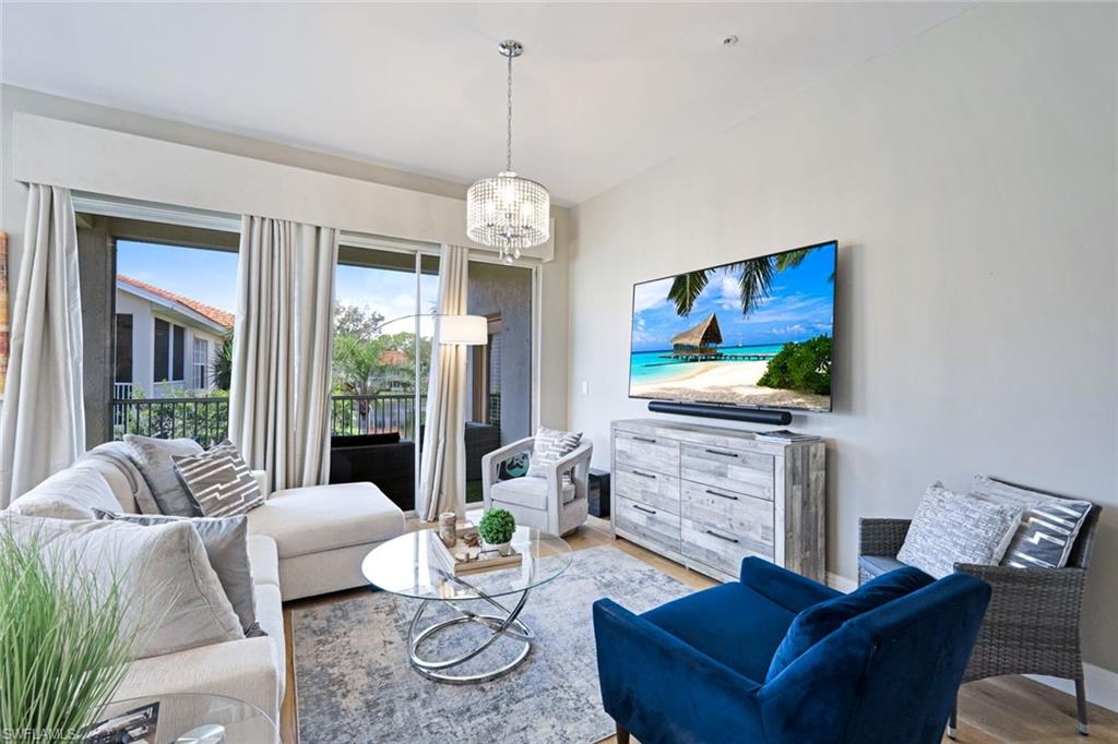 898 Egrets Run, Unit 201 Naples, FL 34108 - Photo 4 of 25