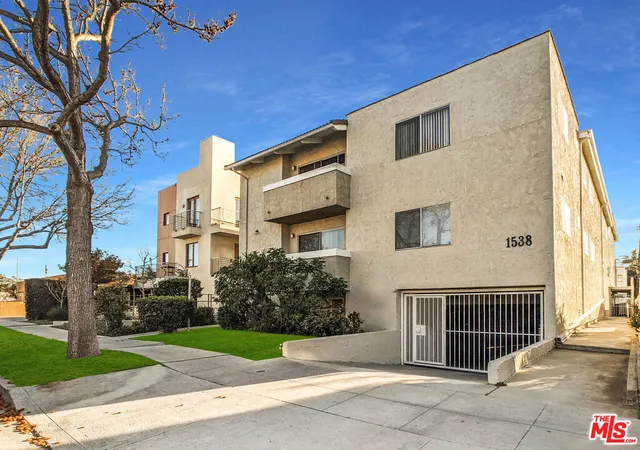 $2,138 | 1538 11th Street, Unit 7, Santa Monica, CA 90401