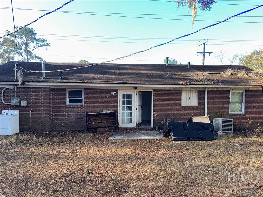 910 Staley Avenue Savannah, GA 31405 - Photo 15 of 17