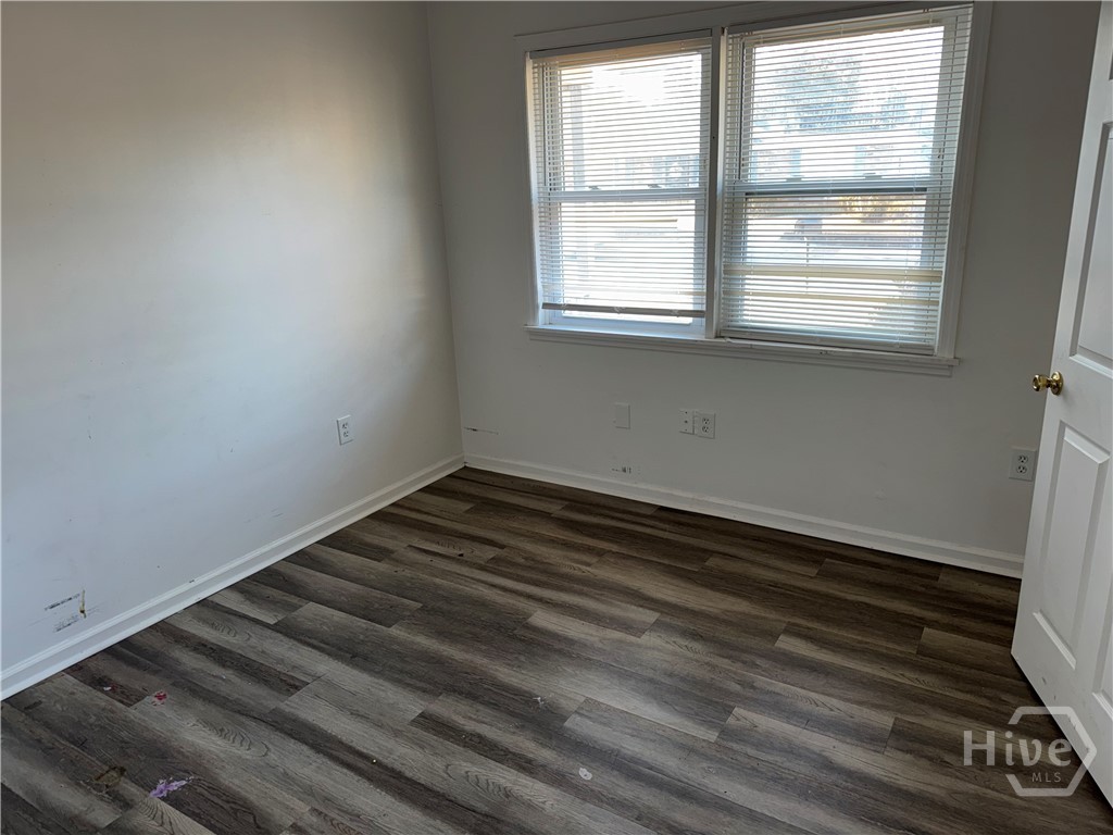 910 Staley Avenue Savannah, GA 31405 - Photo 10 of 17