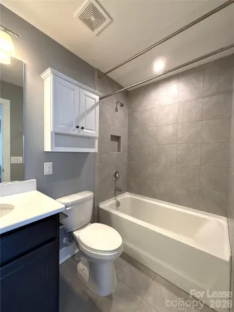 $3,900 | 17023 Soho Drive, Charlotte, NC 28204