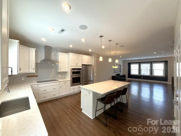 $3,900 | 17023 Soho Drive, Charlotte, NC 28204